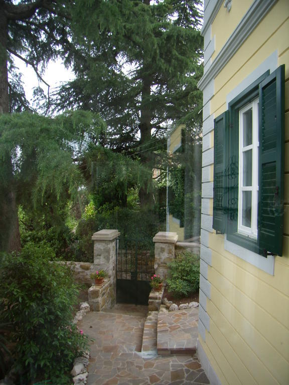 Le 5 Muse Bed & Breakfast Trieste Dış mekan fotoğraf